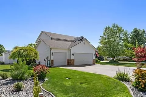 Exterior - 2497 Falling Star Loop, Post Falls, ID 83854 photo 3 of 18
