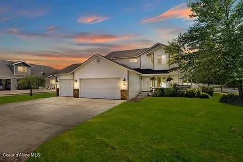 2497 Falling Star Loop, Post Falls, ID 83854