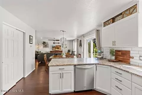 Kitchen - 2497 Falling Star Loop, Post Falls, ID 83854 photo 5 of 5