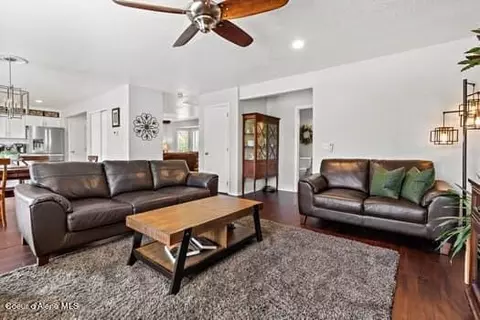 Living - 2497 Falling Star Loop, Post Falls, ID 83854 photo 6 of 7