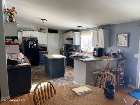 Kitchen - 420 Cider Rd, Athol, ID 83801 photo 2 of 3