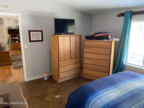 Bedroom - 420 Cider Rd, Athol, ID 83801 photo 2 of 5