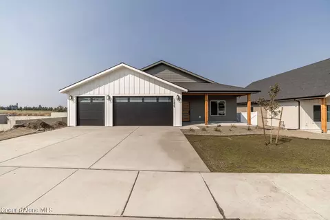 13475 N Bale St, Rathdrum, ID 83858