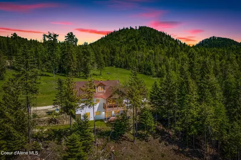 4163 Sunset Rd, Athol, ID 83801