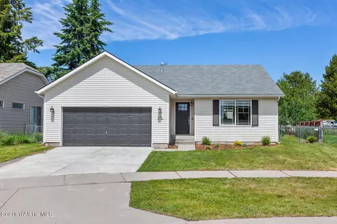 625 W Bushwood Ave, Coeur D'alene, ID 83815