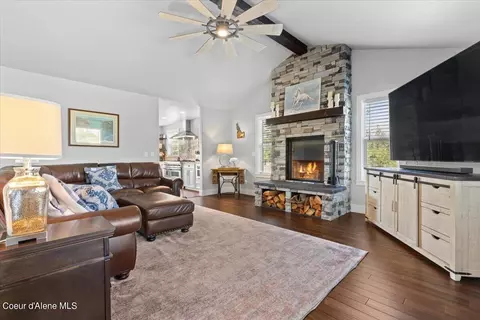Living - 4651 E Sarah Loop, Athol, ID 83801 photo 1 of 2