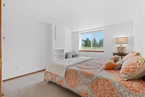 Bedroom - 4651 E Sarah Loop, Athol, ID 83801 photo 7 of 10