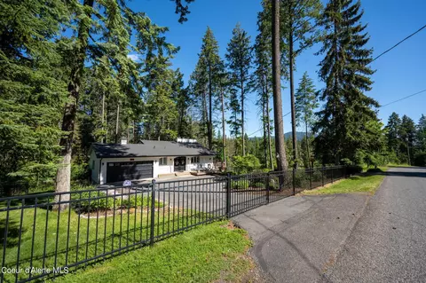 12506 N Avondale Loop, Hayden, ID 83835
