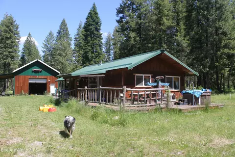 925 Sierra Ln, Spirit Lake, ID 83869