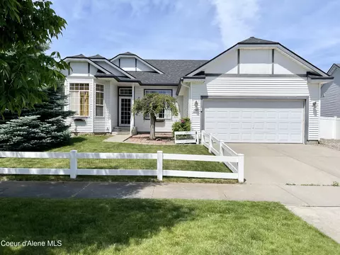 2557 W Timberlake Loop, Coeur D'alene, ID 83815
