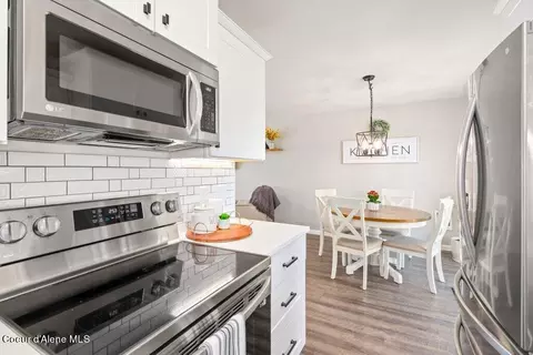 Kitchen - 911 E Shasta Ave, Post Falls, ID 83854 photo 4 of 4