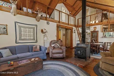 Living - 526 Roop Rd, Cocolalla, ID 83813 photo 13 of 13