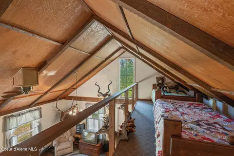 Bedroom - 526 Roop Rd, Cocolalla, ID 83813 photo 12 of 13