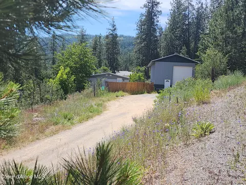 1004 S Millsap Loop, Post Falls, ID 83854 photo 4