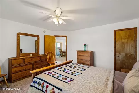Bedroom - 380 E Sand Wedge Dr, Post Falls, ID 83854 photo 4 of 9