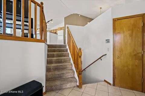 Entry Way - 380 E Sand Wedge Dr, Post Falls, ID 83854 photo 1 of 2
