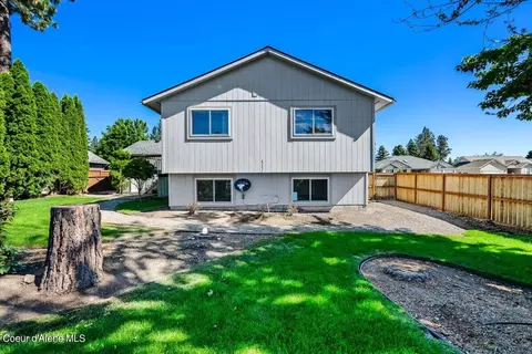 Exterior - 380 E Sand Wedge Dr, Post Falls, ID 83854 photo 5 of 6