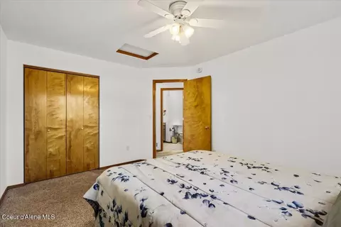 Bedroom - 380 E Sand Wedge Dr, Post Falls, ID 83854 photo 2 of 9