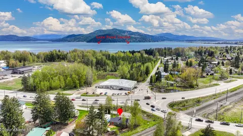1200 Kootenai Cutoff Rd, Ponderay, ID 83852
