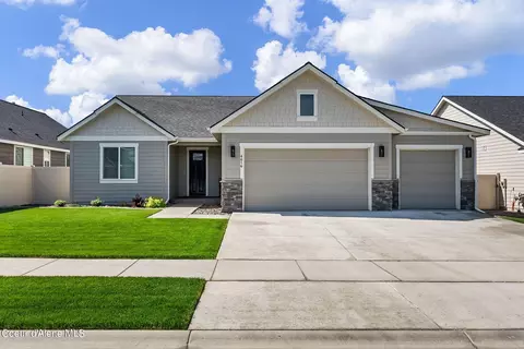 4616 E Corsac Fox Ave, Post Falls, ID 83854