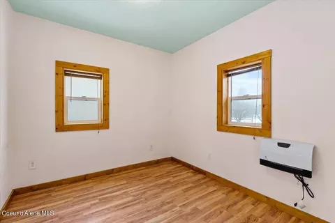 Bedroom - 647 Private Dr, Coolin, ID 83821 photo 1 of 4