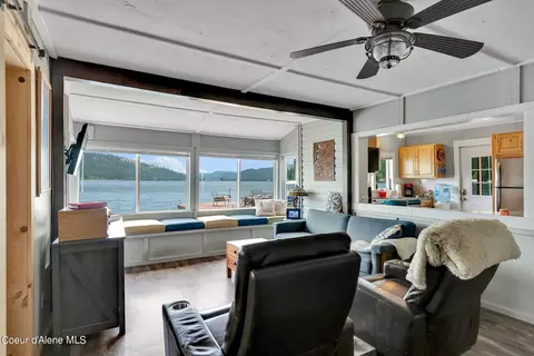 57 Chatcolet Rd Floating Home #21, Plummer, ID 83851 photo 8