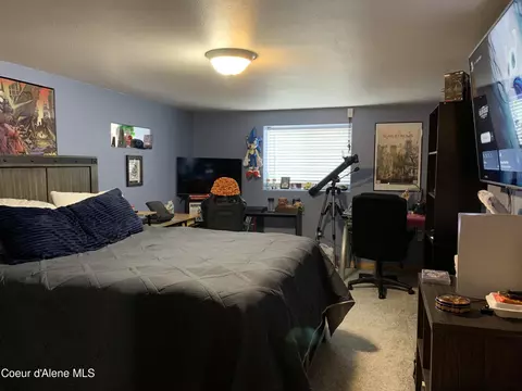 Bedroom - 655 S Division St, Kellogg, ID 83837 photo 4 of 7