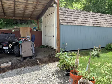 Exterior - 655 S Division St, Kellogg, ID 83837 photo 7 of 10
