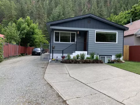 Exterior - 655 S Division St, Kellogg, ID 83837 photo 3 of 10