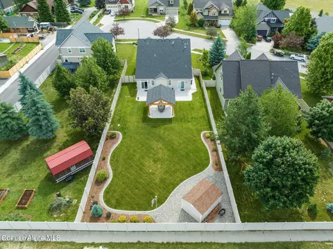 3735 Grand View Dr, Sandpoint, ID 83864