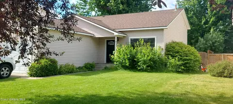 2573 W Versailles Dr, Coeur D'alene, ID 83815