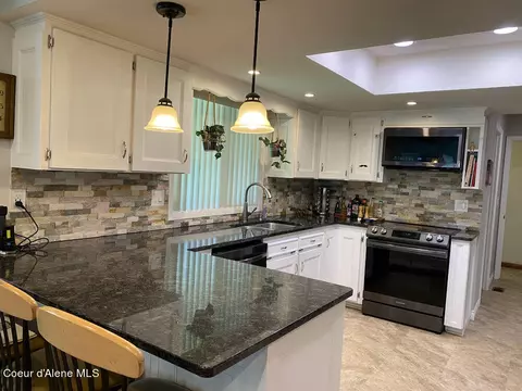 74 Eureka Rd, Sagle, ID 83860 photo 17