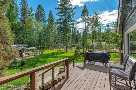 Exterior - 60 Lakeview Dr, Cocolalla, ID 83813 photo 5 of 12