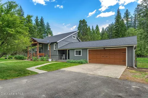 Exterior - 60 Lakeview Dr, Cocolalla, ID 83813 photo 3 of 12