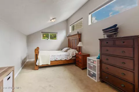 Bedroom - 60 Lakeview Dr, Cocolalla, ID 83813 photo 6 of 7