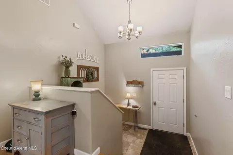 Entry Way - 60 Lakeview Dr, Cocolalla, ID 83813 photo 1 of 2