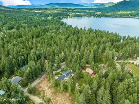 View/Area - 60 Lakeview Dr, Cocolalla, ID 83813 photo 7 of 9