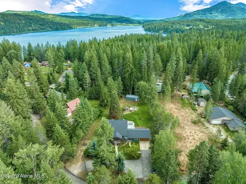 View/Area - 60 Lakeview Dr, Cocolalla, ID 83813 photo 1 of 9