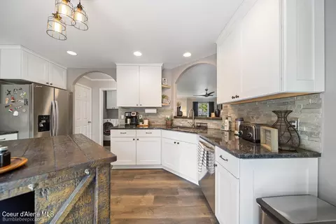 Kitchen - 2495 N Partridge Loop, Post Falls, ID 83854 photo 3 of 6