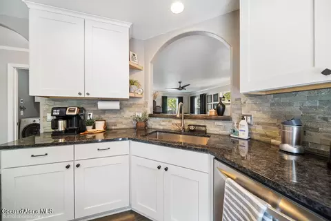 Kitchen - 2495 N Partridge Loop, Post Falls, ID 83854 photo 4 of 6