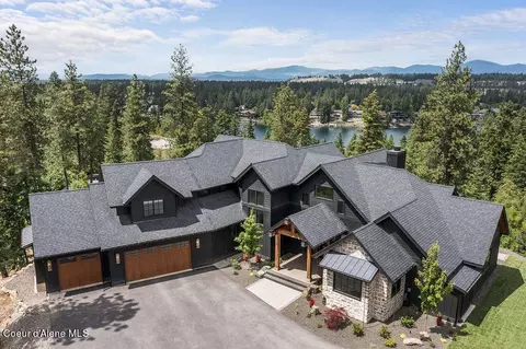 7830 W Riverview Dr, Coeur D'alene, ID 83814