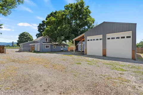 9379 N Reed Rd, Hayden, ID 83835