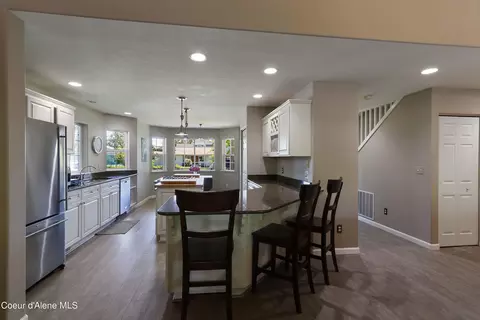 1502 Mathison Dr, Sandpoint, ID 83864 photo 9