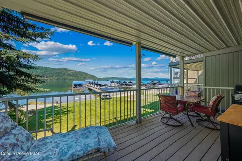 328 Bayview Dr #3, Coolin, ID 83821