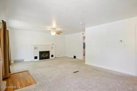 Living - 108 Western Ave, Silverton, ID 83867 photo 2 of 5