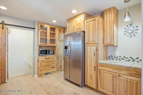 Kitchen - 108 Western Ave, Silverton, ID 83867 photo 2 of 6