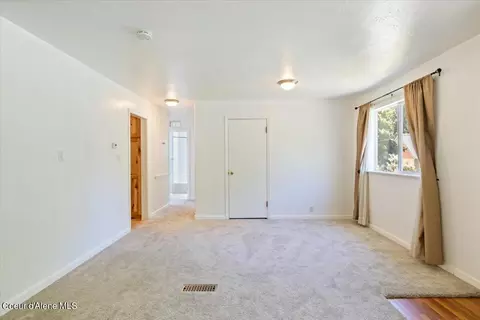 Living - 108 Western Ave, Silverton, ID 83867 photo 4 of 5