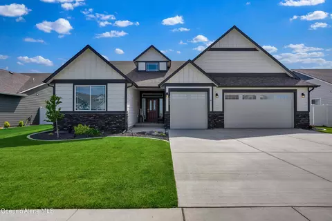 10524 N Murcia Ln, Hayden, ID 83835
