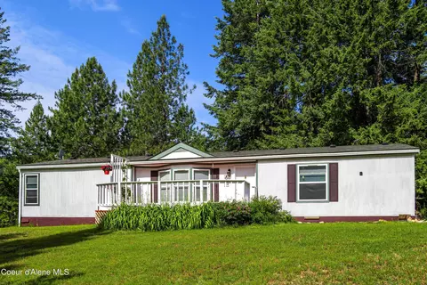 265 Lower Manley Crk, Laclede, ID 83841