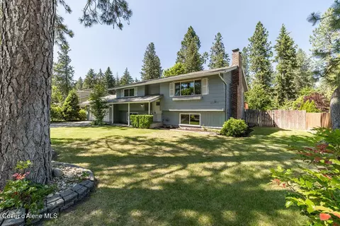 5638 N Pinegrove Dr, Coeur D'alene, ID 83815